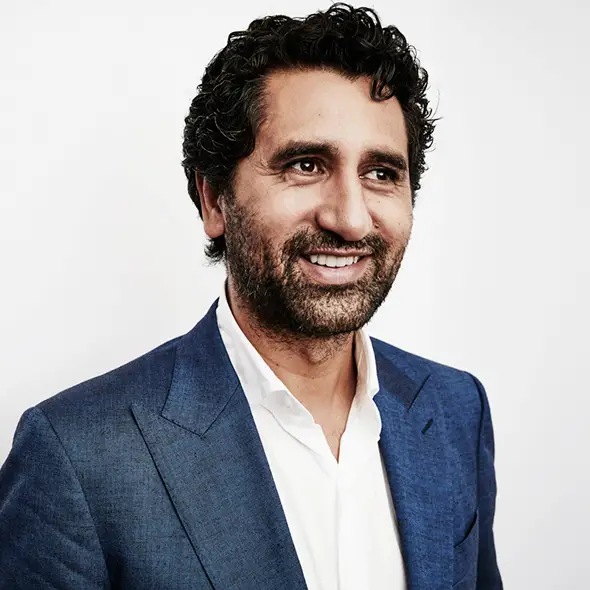 Cliff Curtis Let Everybody Know That He Got Married But Decides To Stay